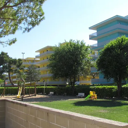 Valbella House Apartman *