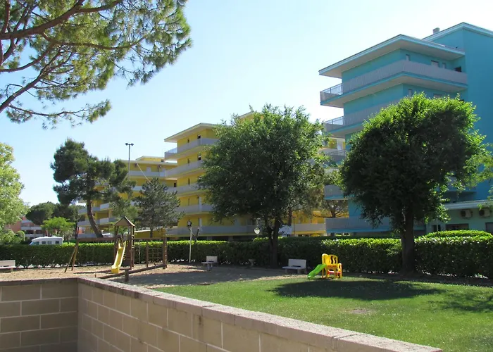 Valbella House Apartmán *